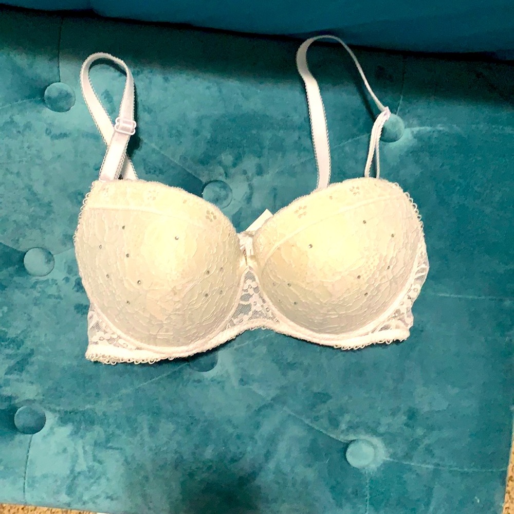 34/37 women’s padded bra